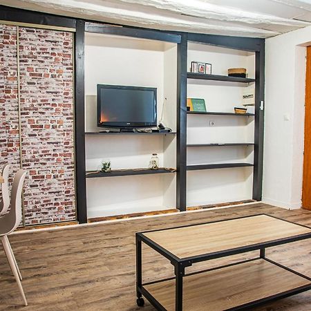 Joli Studio Plein Centre Chateauroux Bagian luar foto